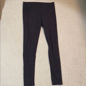 dark gray leggings